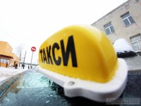 В Твери пьяный 19-летний парень угнал автомобиль такси и попал на нем в ДТП - Новости ТИА