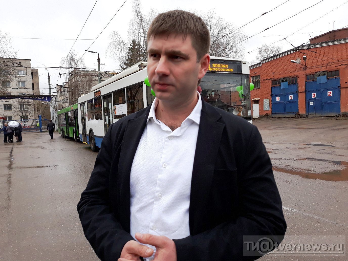 как оплачивать проезд в автобусе в твери через приложение. Смотреть фото как оплачивать проезд в автобусе в твери через приложение. Смотреть картинку как оплачивать проезд в автобусе в твери через приложение. Картинка про как оплачивать проезд в автобусе в твери через приложение. Фото как оплачивать проезд в автобусе в твери через приложение
