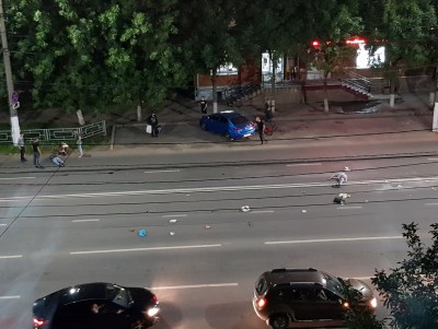 В серьезном ДТП в Твери пострадали пешеход и мотоциклист - Новости ТИА