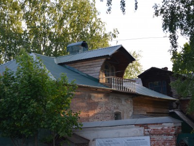 В Кимрах волонтёры восстановили часть дома Ивана Калинина - Новости ТИА