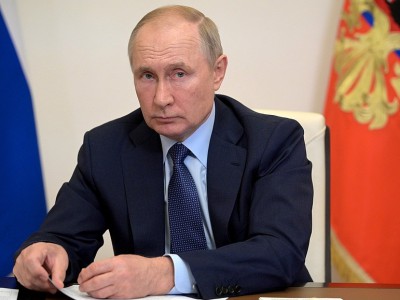 Владимир Путин напомнил о важности вакцинации и ревакцинации от COVID-19 - новости ТИА