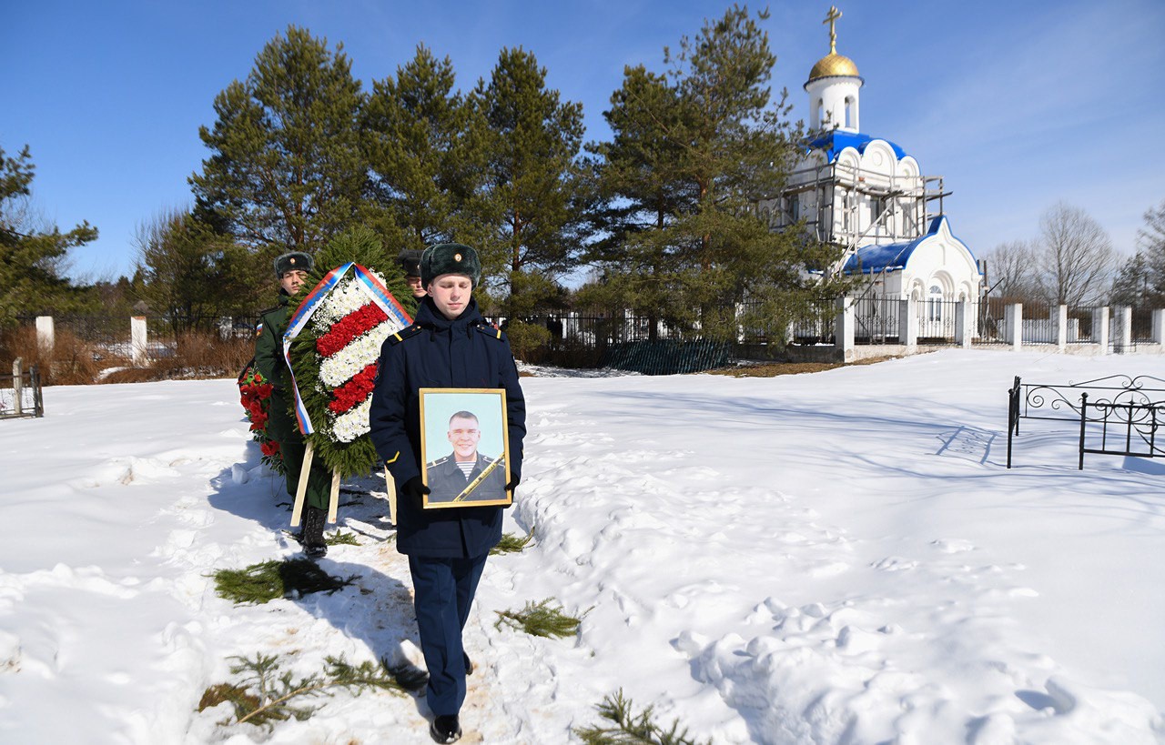 В Бельском районе похоронили погибшего на Украине Сергея Муравьева |  03.04.2022 | Тверь - БезФормата