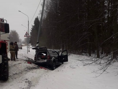 В Тверской области водитель погиб после столкновения со столбом - новости ТИА