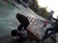 В Тверской области подростки сняли и выложили в сеть видео издевательств над бездомным мужчиной - Новости ТИА