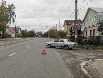 В Твери "Волга" сбила 13-летнюю девочку на велосипеде - Новости ТИА