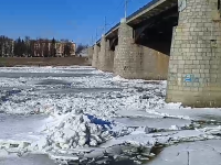 В Твери вовсю идёт ледоход - Новости ТИА