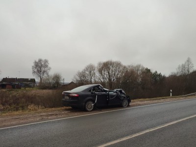 Виновница аварии с фурой на трассе в Тверской области сломала предплечье - новости ТИА