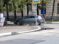 Авария на перекрёстке в центре Твери попала на видео - Новости ТИА