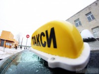 В Твери задержали мужчину, который напал с ножом на женщину - водителя такси - Новости ТИА