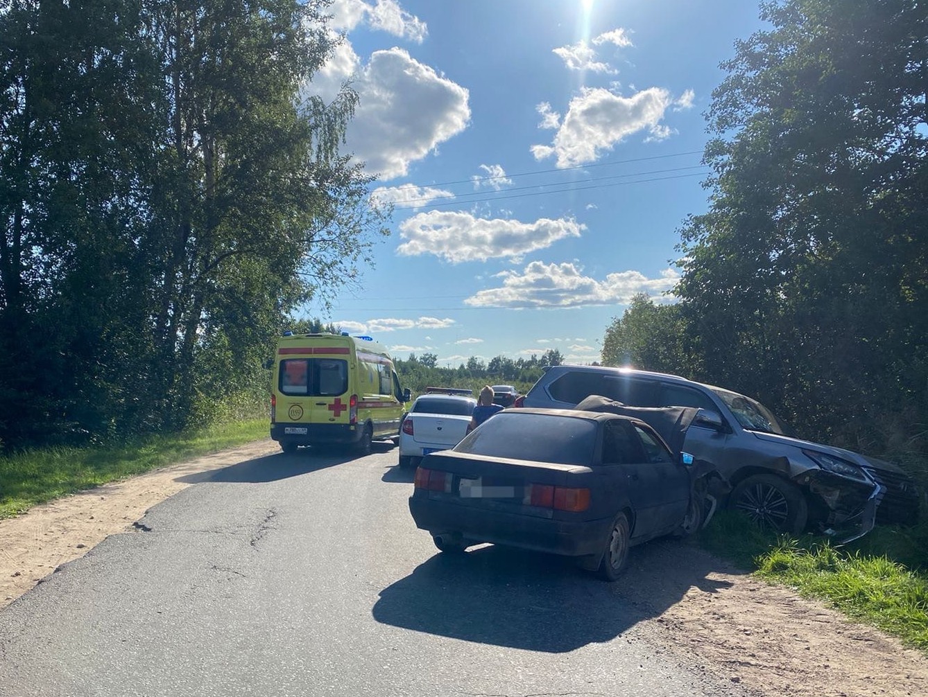 У Бурашево столкнулись иномарки | 21.08.2021 | Тверь - БезФормата