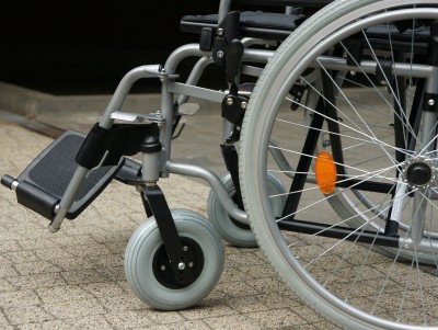 Аферисты обманули жительницу Твери при продаже инвалидной коляски - новости ТИА