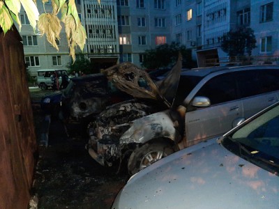 В Твери ночью сгорел автомобиль - Новости ТИА