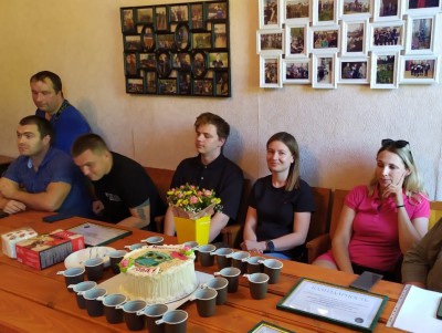 Ржевскому отряду "Сова" подарили помещение под штаб и тематический тортик  - новости ТИА
