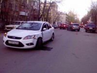 В Твери пьяный водитель на "Форде" поочерёдно врезался в три автомобиля - Новости ТИА