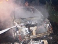 В Тверской области неизвестные сожгли внедорожник и легковой автомобиль - Новости ТИА