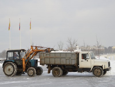 Администрация Твери: город круглосуточно убирают от снега - Новости ТИА