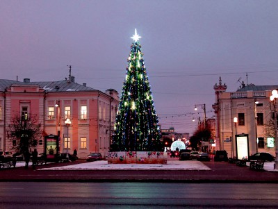 Улицы и площади Твери начали готовить к Новому году - Новости ТИА
