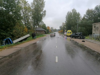 В Торопце в аварии два человека получили раны век - новости ТИА