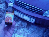 В Твери мужчина задержал пьяного водителя, который не вписался в поворот и ползал рядом со своей машиной на карачках - Новости ТИА