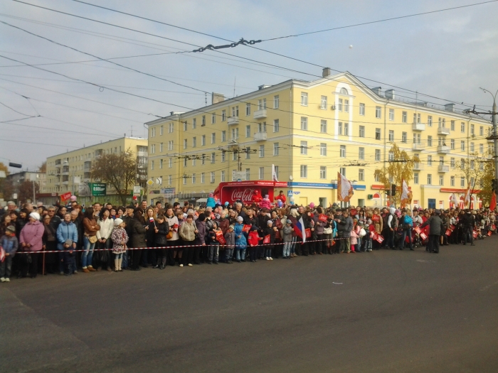 Площадь конституции тверь