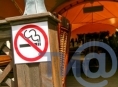 Роспотребнадзор: курение на летних верандах кафе незаконно - народные новости ТИА