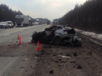 В Тверской области на трассе водитель ВАЗа уснул за рулём и врезался в фуру: в ДТП погибли 2 человека - Новости ТИА