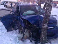 В Твери произошла серьезная авария с участием маршрутки. Пострадали пять человек - Новости ТИА