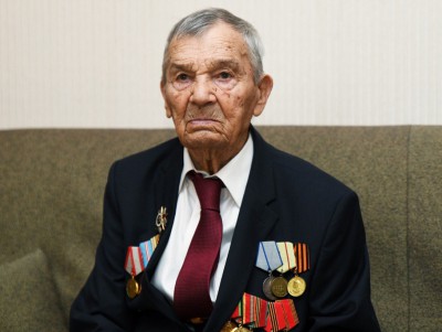 Участнику Сталинградской битвы Арсению Сухопарову исполнился 101 год  - Новости ТИА
