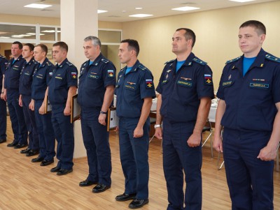 В День Военно-воздушных сил летчикам авиабазы "Хотилово-2" вручили награды - Новости ТИА