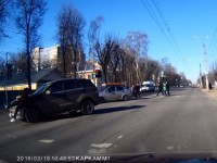ГИБДД разыскивает очевидцев ДТП в Твери на Санкт-Петербургском шоссе - Новости ТИА