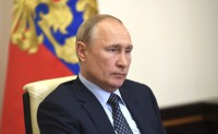 Путин: в России заняты две трети коек под COVID-19 - новости ТИА