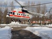 В больницу Твери из Нелидово на вертолете доставили двух взрослых и младенца  - новости ТИА
