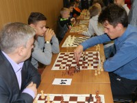 Тверские шашисты и шахматисты теперь смогут играть с именитыми гроссмейстерами  - Новости ТИА