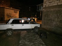 В Тверской области пьяный водитель на "пятерке" въехал в стену жилого дома - Новости ТИА