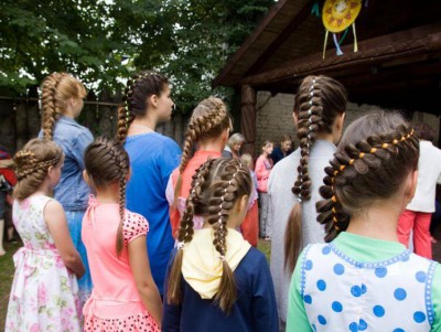 В Тверской области выберут обладательницу самой длинной косы - новости ТИА