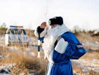 В Тверской области полицейский Дед Мороз посетил неблагополучные семьи - Новости ТИА