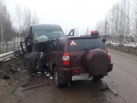 В Тверской области в результате лобового столкновения автомобилей погибли два человека - Новости ТИА