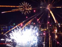 В сети появилось видео праздничного фейерверка в Твери 9 мая, снятое с высоты птичьего полёта - Новости ТИА