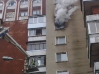 В Твери на пожаре погиб человек, 17 жильцов дома эвакуировали - Новости ТИА
