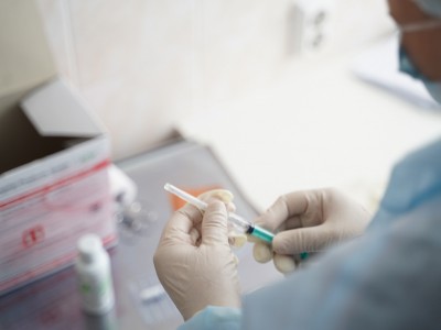 Прививку от COVID-19 сделали почти 49 тысяч жителей Тверской области - новости ТИА