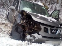 В Тверской области внедорожник попытался обогнать трактор, врезался в «Chevrolet – Niva» и улетел в кювет - Новости ТИА