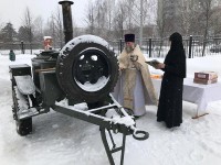 В Удомле освятили перевозную полевую кухню - Новости ТИА