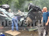 Очевидцы сняли последствия жуткого ДТП в Тверской области, в котором погибли женщины - Новости ТИА