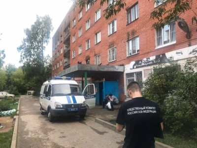 В Твери из окна пятого этажа выпала 3-летняя девочка - Новости ТИА