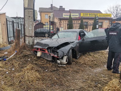 На видео попал момент смертельной аварии со спорткаром в Твери - Новости ТИА