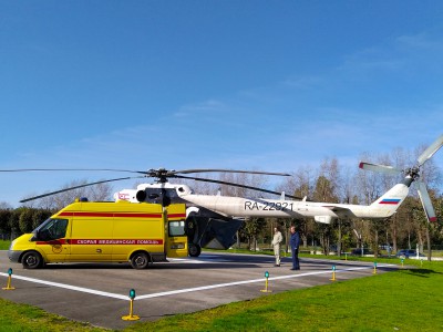 В областную больницу из Нелидово на вертолете доставили мужчину - новости ТИА