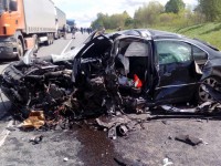 В Тверской области на трассе М-9 легковушка столкнулась с автопоездом - Новости ТИА