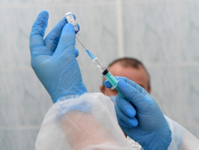 12 марта в Тверской области прививку от коронавируса сделали 1166 человек - новости ТИА