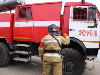 Сотрудники исправительной колонии тушили пожар под Тверью - Новости ТИА
