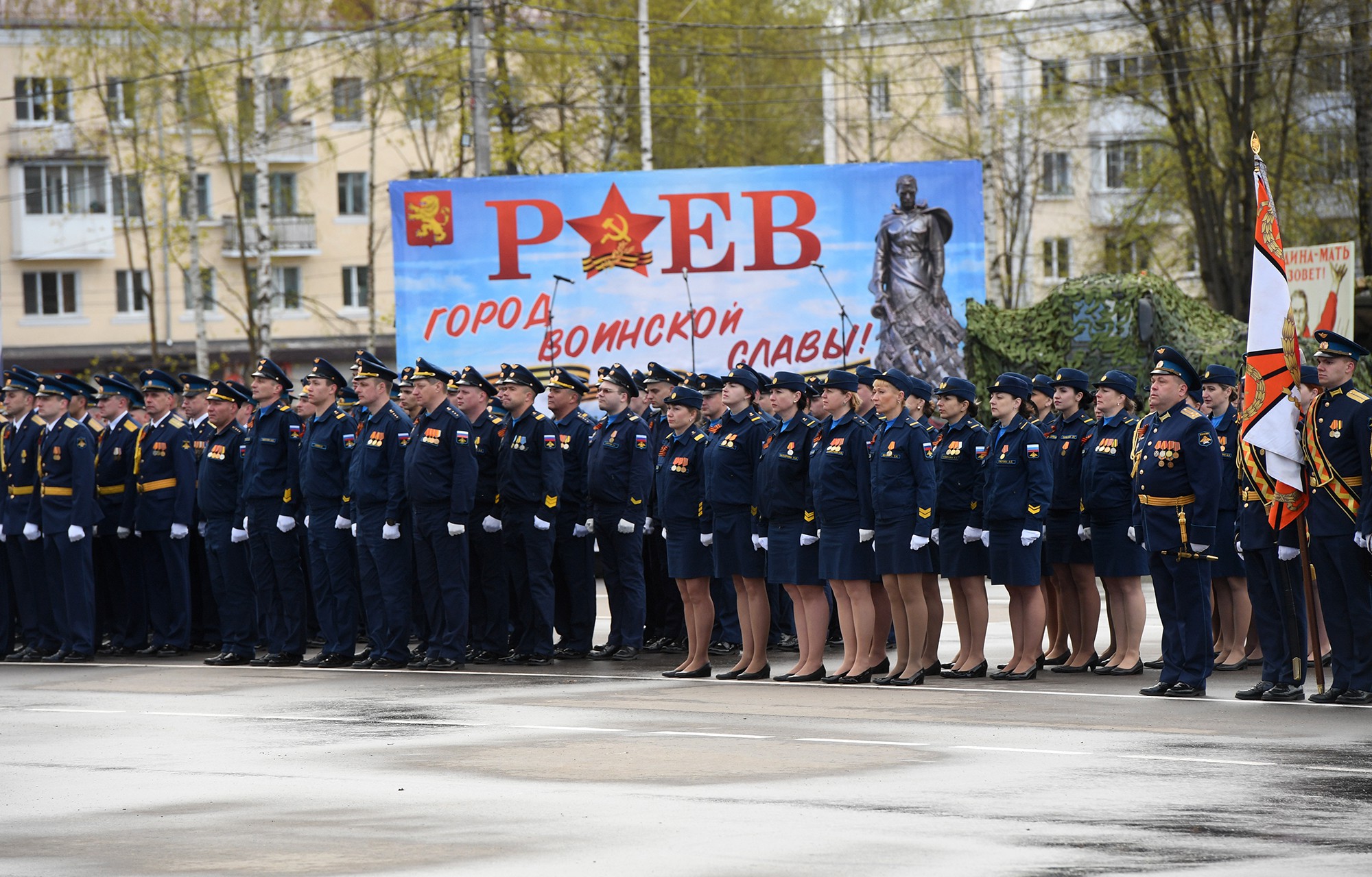 День города ржев 2024 год. Парад Ржев 9 мая. Парад 9 мая в городе Ржеве. Парад 9 мая 2021 Ржев. Парад Победы 2021 Тверь.